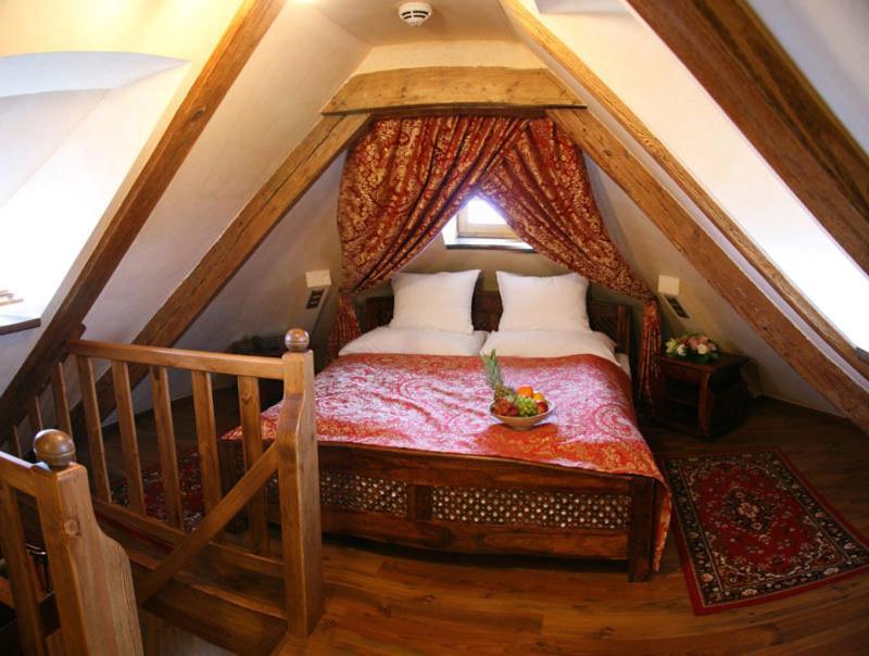 Chateau Zbiroh Værelse billede
