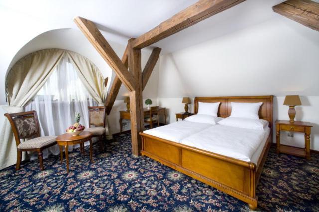 Chateau Zbiroh Værelse billede